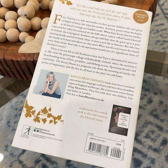 Santa Montefiore - The Secret Hours - Picture 3 of 5